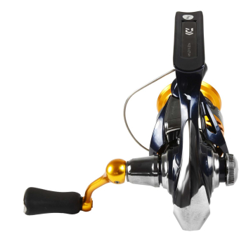 Kołowrotek Daiwa 23 Revros LT 2000 4BB/1RB-106692